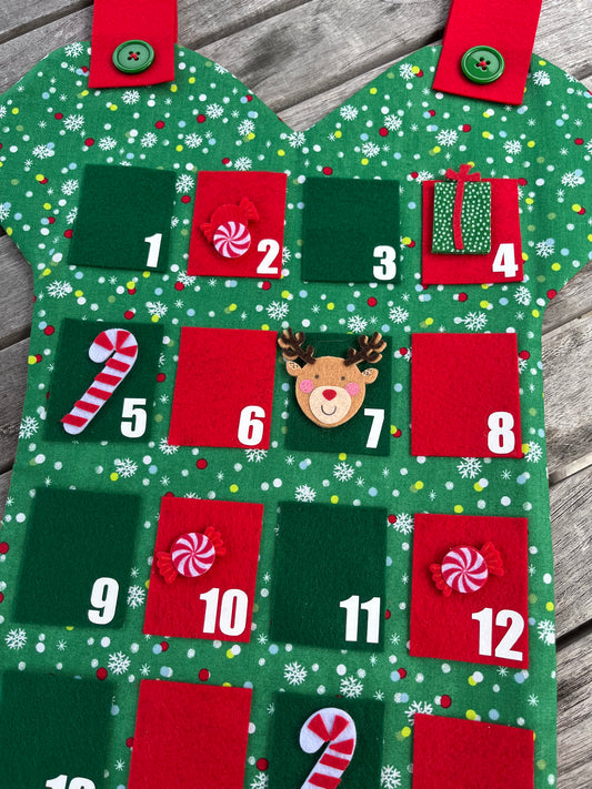 Green Snowflake Advent Calendar - 25 Days of Christmas