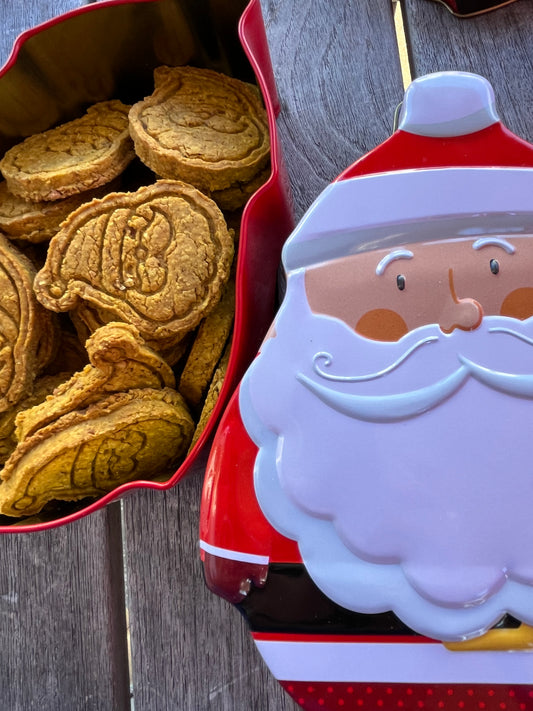 Paw-Mutt Pumpkin Santa Dog Treat Tin