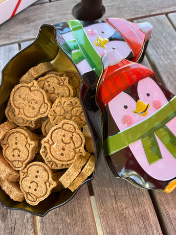 Paw-Mutt Paws Penguin Dog Treat Tin